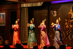 タイ古典舞踊